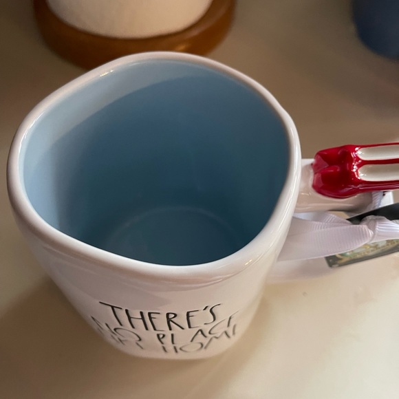 Wizard of Oz Rae Dunn coffee mug - Picture 5 of 6